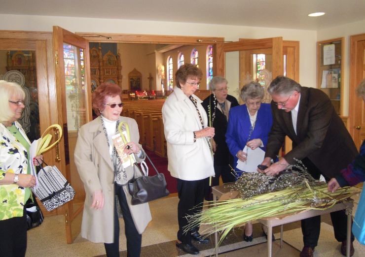 Greg helping out......19 from Palm Sunday