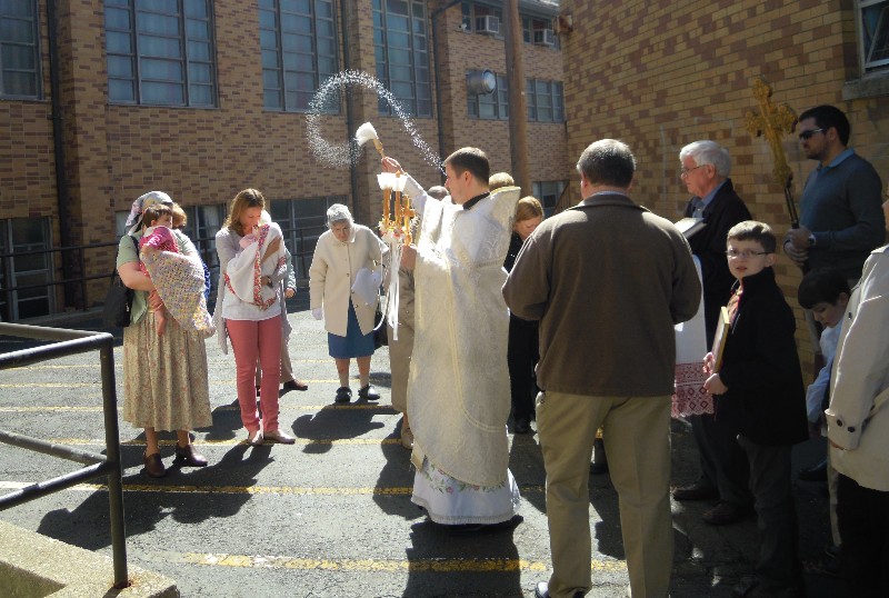 Easter Monday Morning ...25 from Fr. Igor, Mat. Anna and family here at St. John's