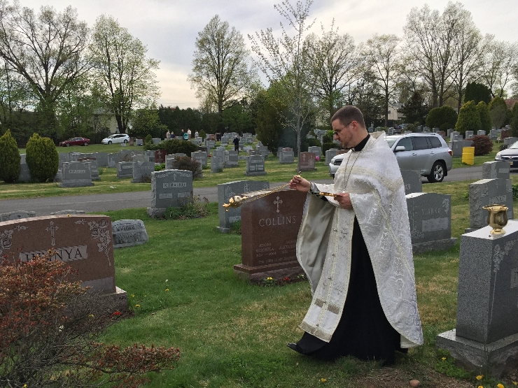 Photo 11 from Grave Blessings on St. Thomas Sunday