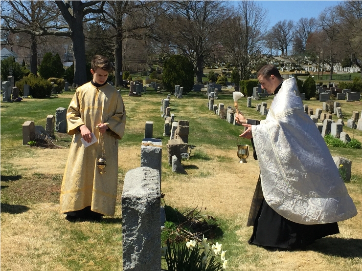 Photo 16 from Blessing of Graves at East Ridgelawn Cemetery