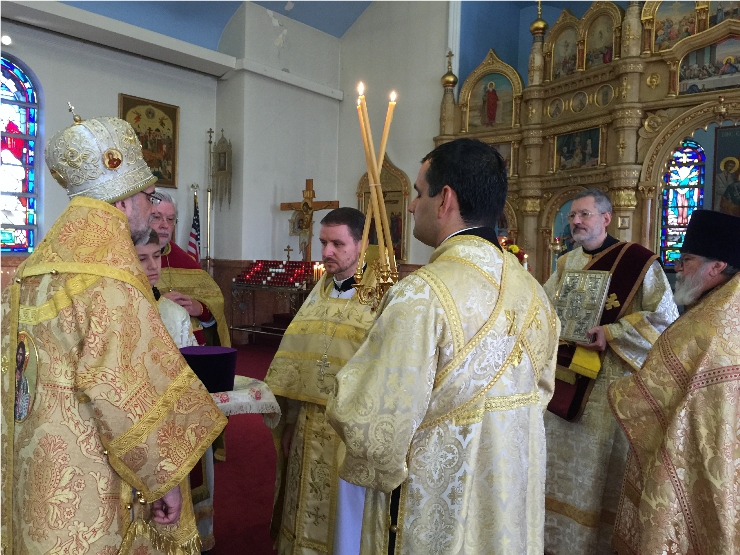 Photo 7 from Fr. Igor, Mat. Anna, Maxim and Sofia Looking Back