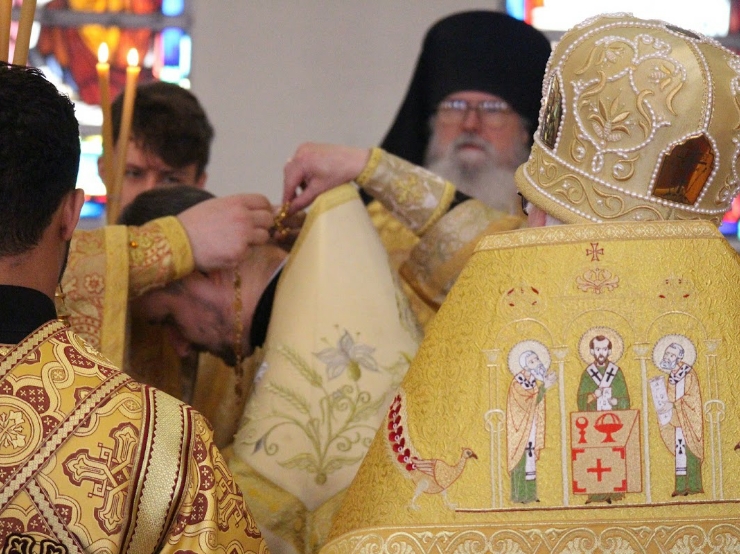 Photo 40 from Fr. Igor, Mat. Anna, Maxim and Sofia Looking Back