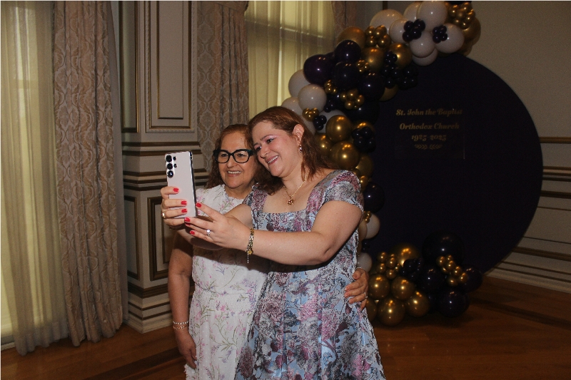 Photo 17 from Another group of happy photos